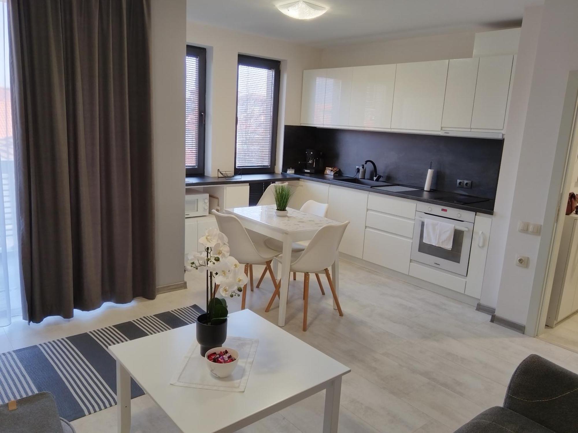 дора Apartment *